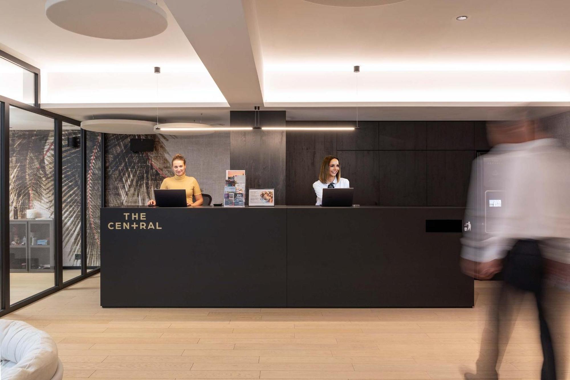 The Central Kirchberg - Smart Aparthotel Luxembourg Exterior photo