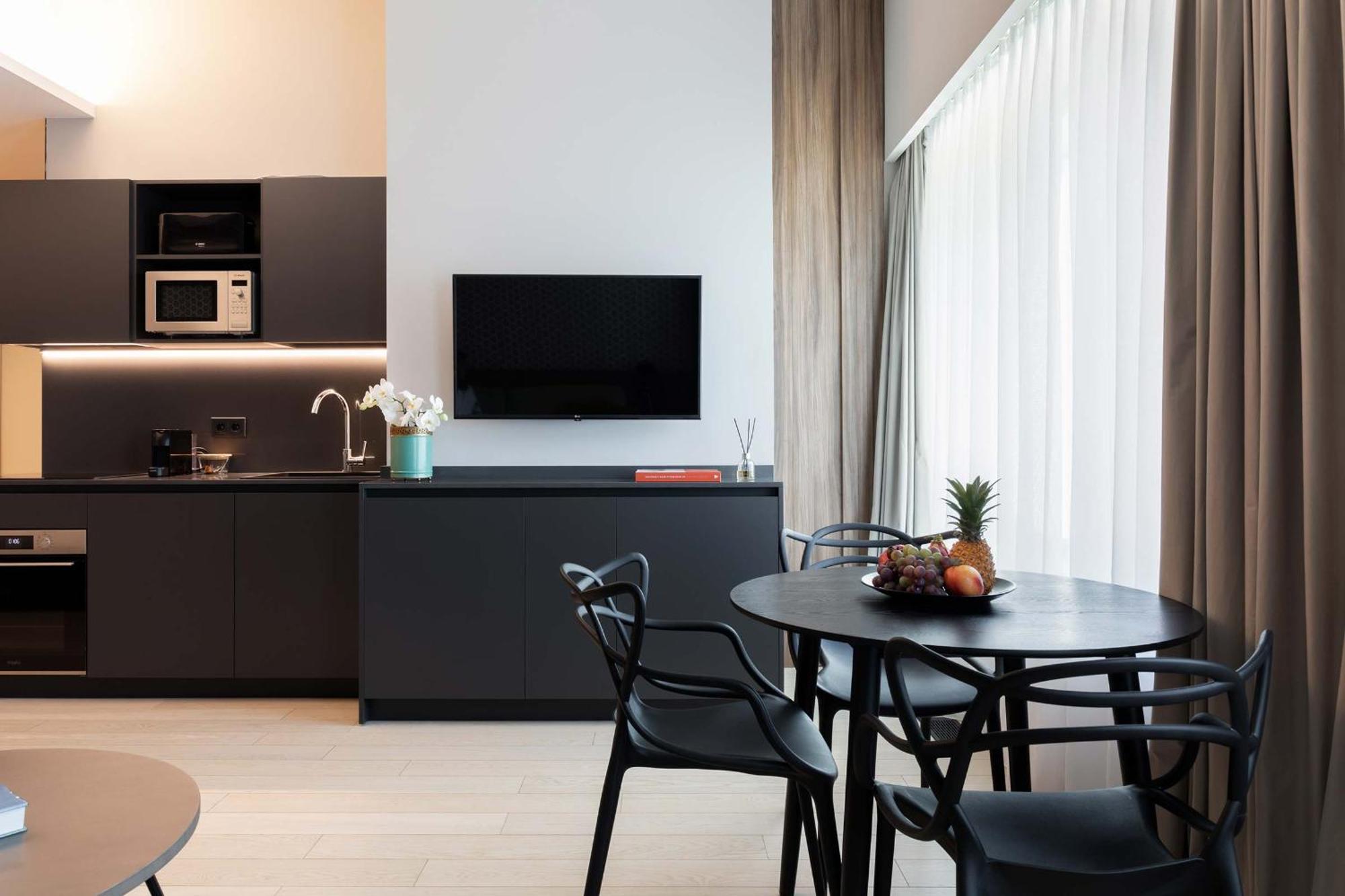 The Central Kirchberg - Smart Aparthotel Luxembourg Exterior photo