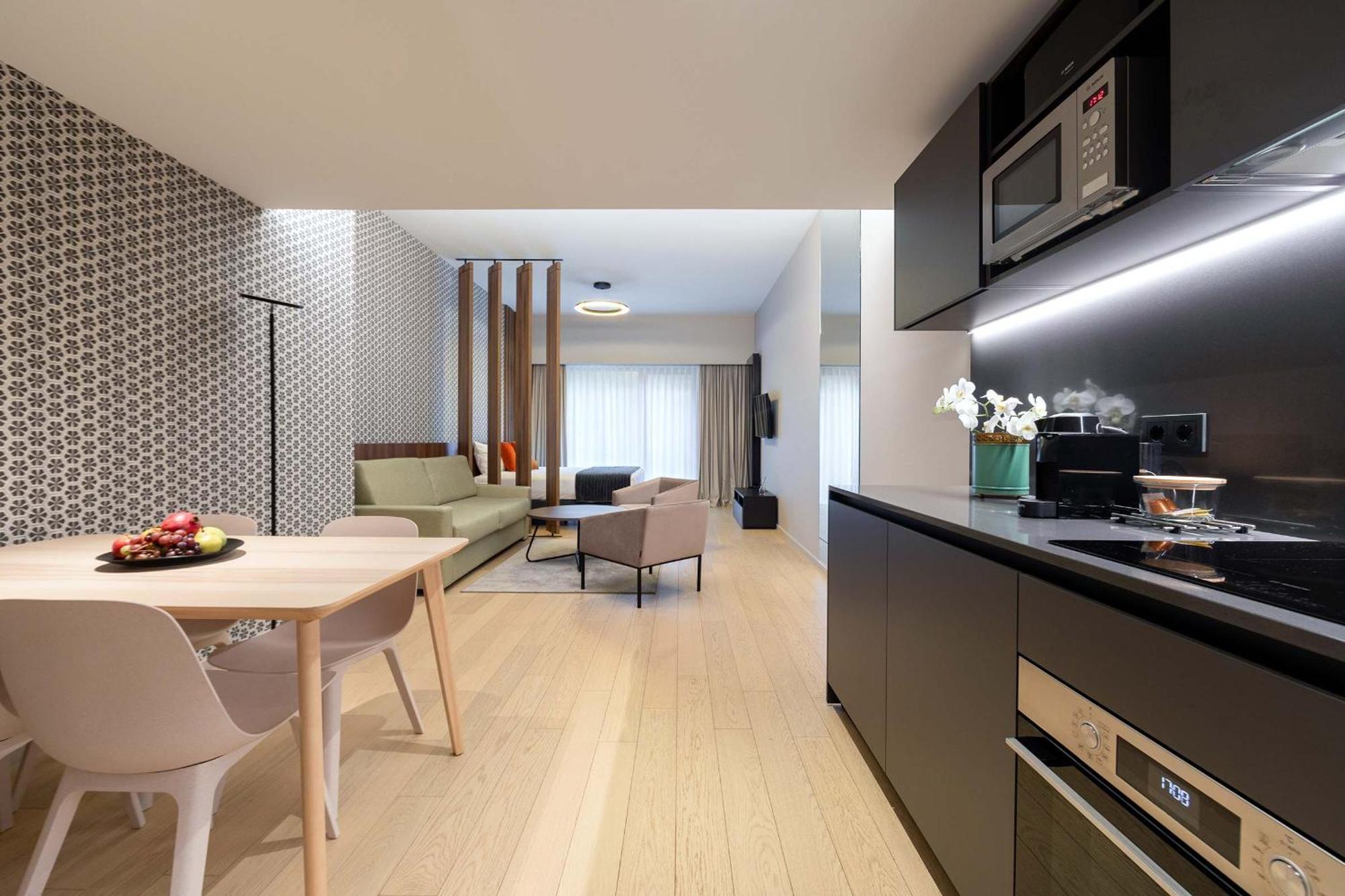 The Central Kirchberg - Smart Aparthotel Luxembourg Exterior photo