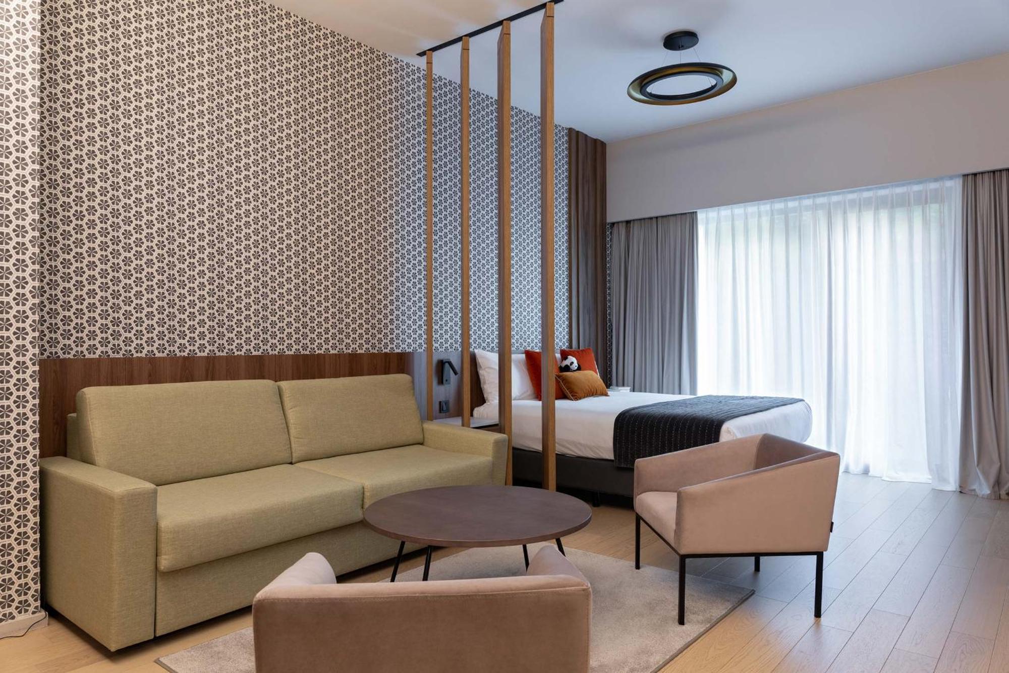 The Central Kirchberg - Smart Aparthotel Luxembourg Exterior photo