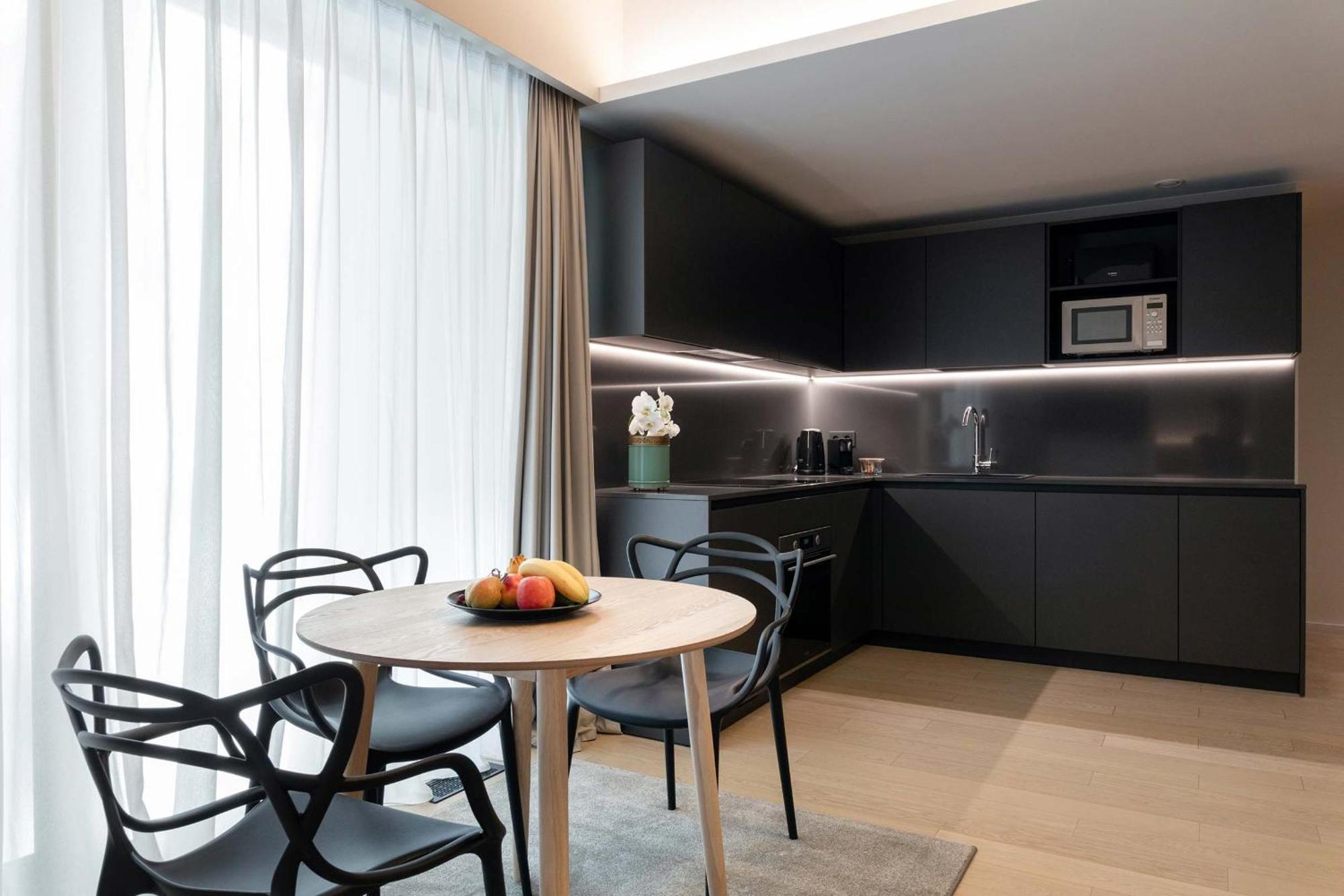 The Central Kirchberg - Smart Aparthotel Luxembourg Exterior photo