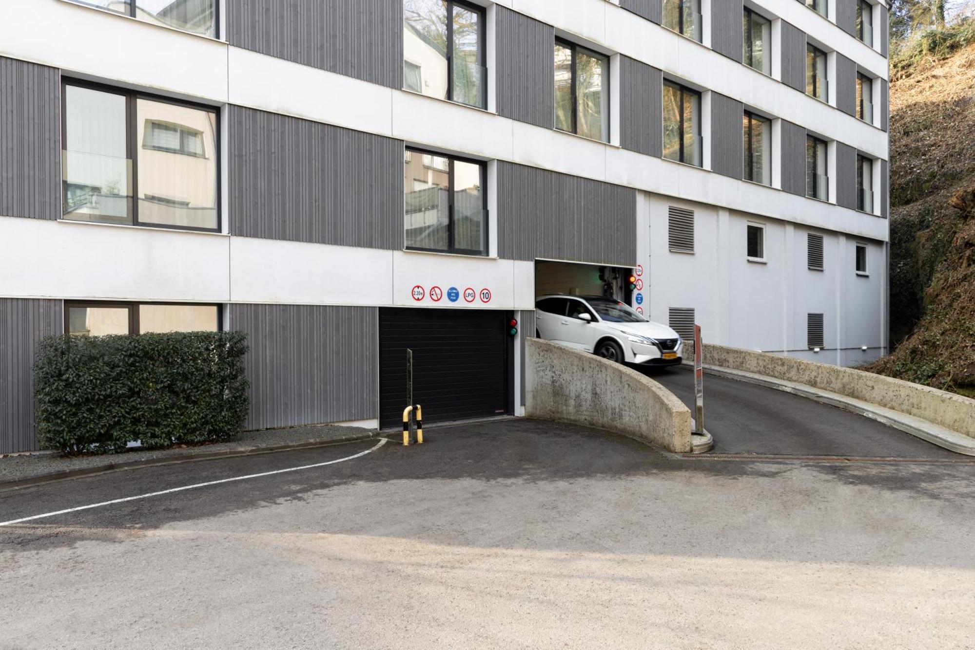 The Central Kirchberg - Smart Aparthotel Luxembourg Exterior photo